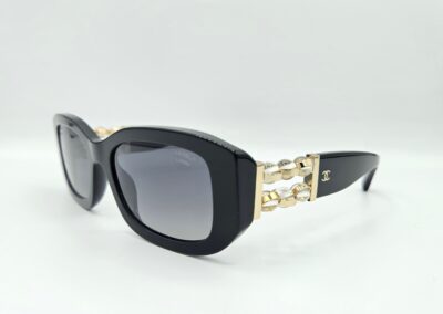 Lunettes de soleil CHANEL