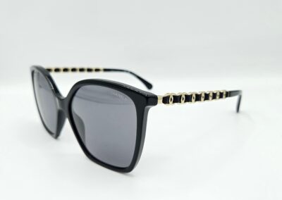 Lunettes de soleil CHANEL